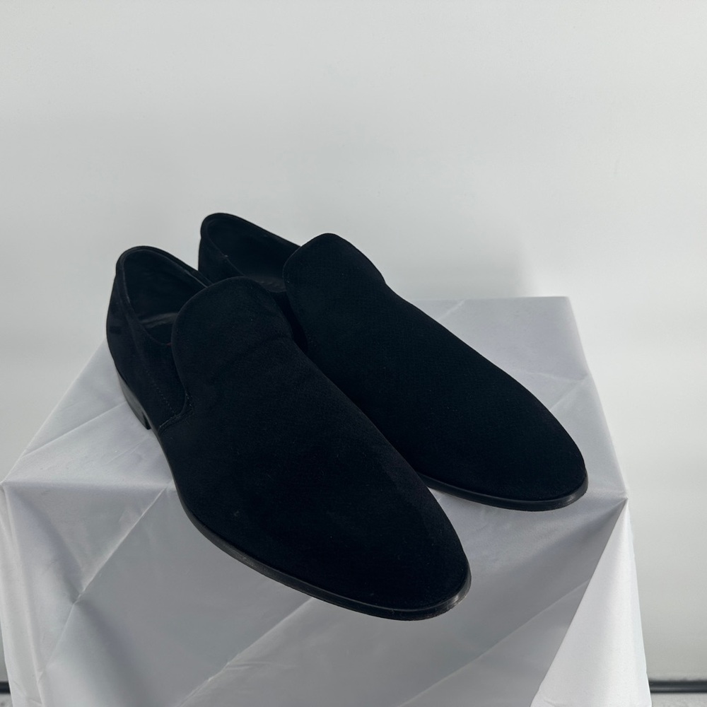 Hugo boss black suede pointed loafers